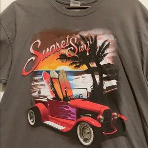 Sunset Surf / Classic Car Tee 🔥🚗